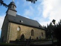 Bei der Laurentiuskirche handelt es sich um das älteste noch genutzte Bauwerk im Hochtaunus.